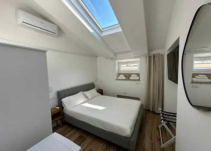 Bed&bikerome Giulio Cesare Bed & Breakfast 4*